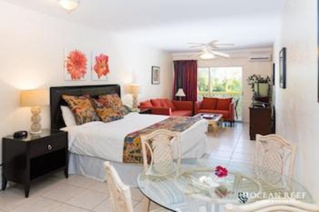 Ocean Reef Yacht Club Resort  Rooms  Guestroom 28