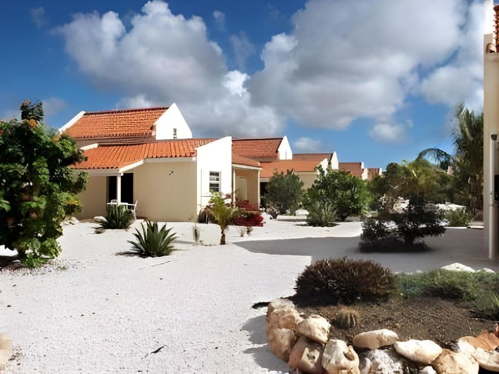 Hamlet Oasis Resort  Property Views  Exterior View 4