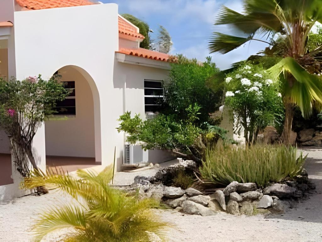 Hamlet Oasis Resort  Property Views  Exterior View 8
