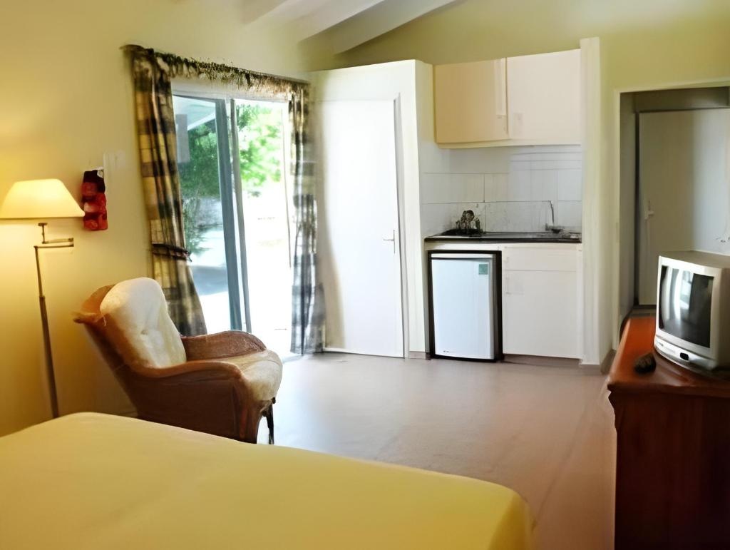 Hamlet Oasis Resort  Rooms  Studio 8
