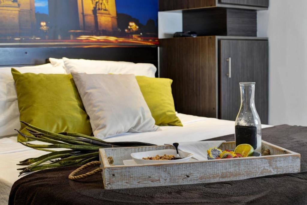 Poblado Suites Paris Suite  Rooms  Rooms Image 5 5