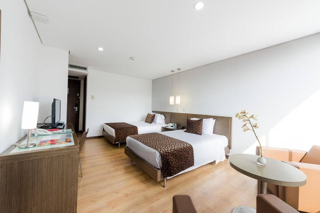 Hotel Poblado Alejandria Express  Rooms  Standard Twin Bed 10