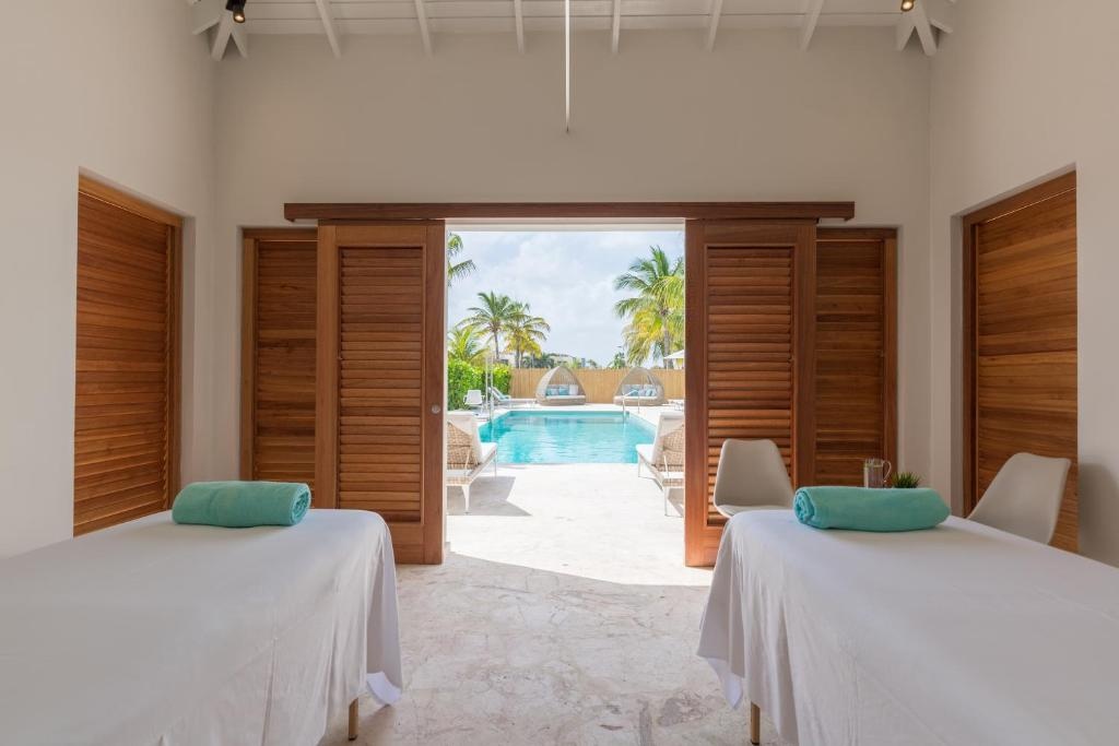 Dolphin Suites Wellness Curacao  Facilities  Spa 11