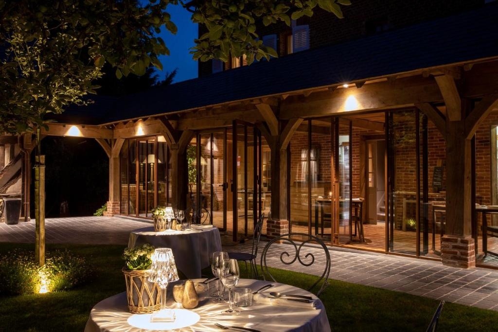 Auberge De La Source Hotel De Charme Collection Saint SimeondiningFood And Beverages1