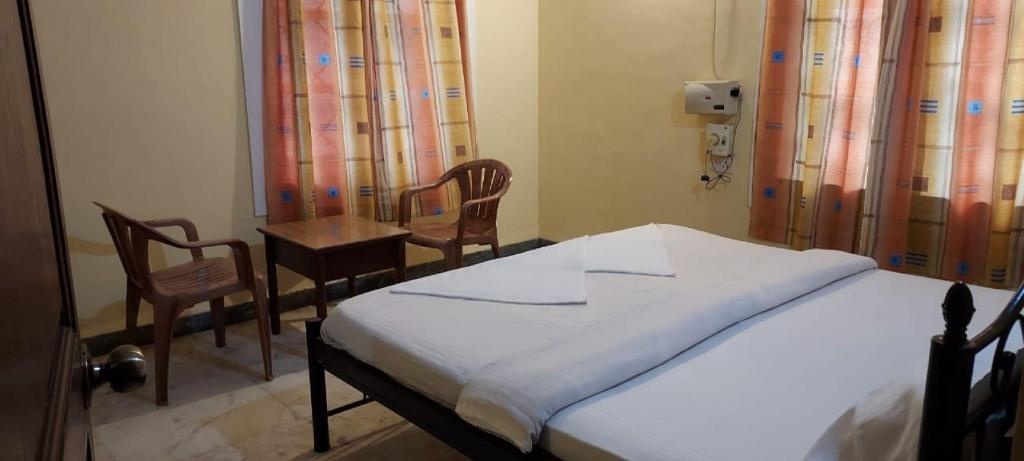 Seven Seas Villa  Rooms  Standard Double Bed Bedroom 3