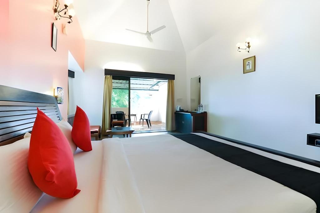Nirvana Hermitage Resort  Rooms  Pool View Cottage Bed 2