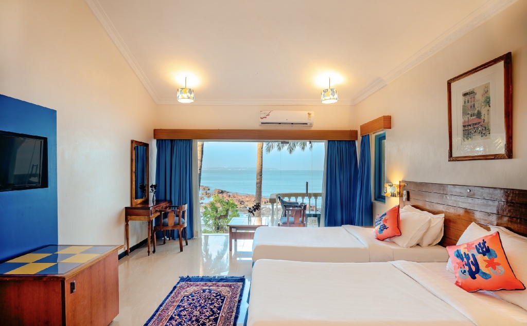Bambolim Beach Resort  Rooms  Sea View Room With Balcony Exterior View 2