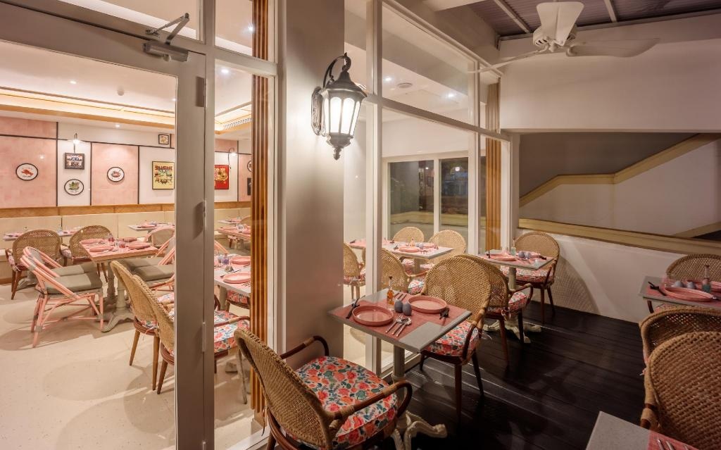 Heritage Village Resort Spa Goa  Dining  Restaurant 10