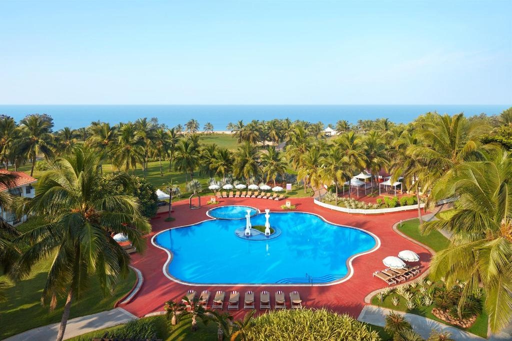 Holiday Inn Resort Goa By IHG  Facilities  Swimming Pool 5