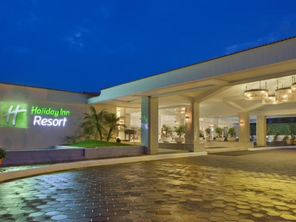 Holiday Inn Resort Goa By IHG  Property Views  Entrance 9