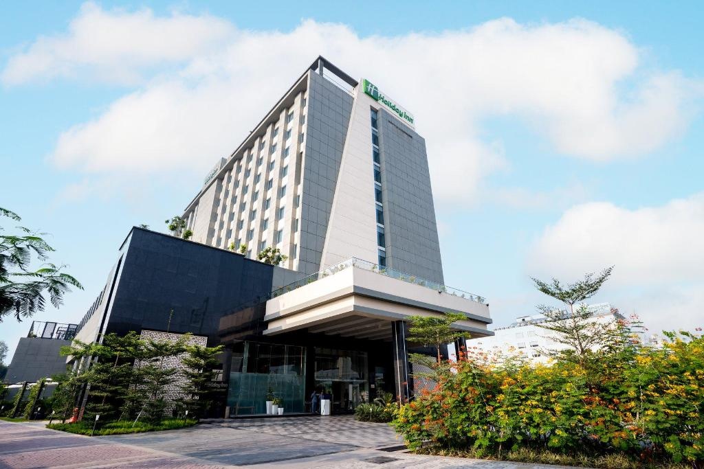 Holiday Inn Lucknow Airport By IHG  Property Views  Exterior View 12