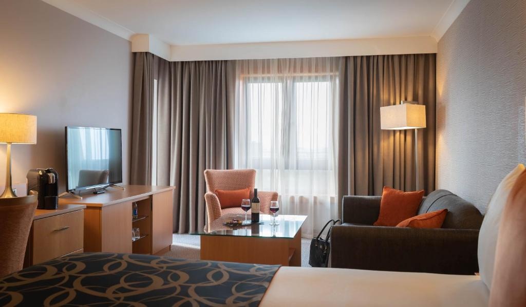 Clayton Hotel Leopardstown  Facilities  Facilities 7