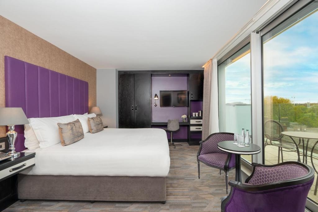 Trinity City Hotel  Facilities  Balconyterrace 7