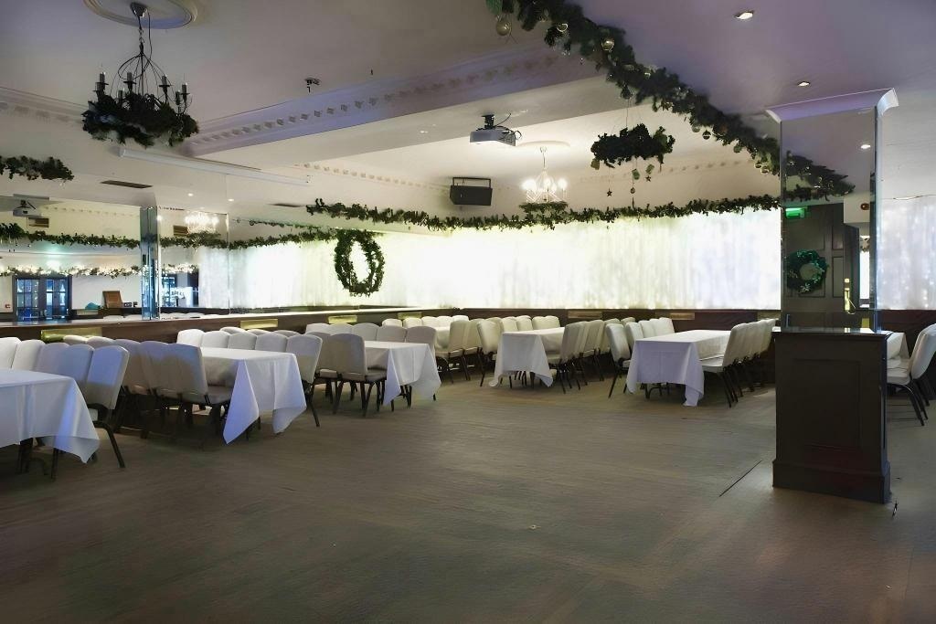 Russell Court Hotel  Dining  Dining Image 3 3