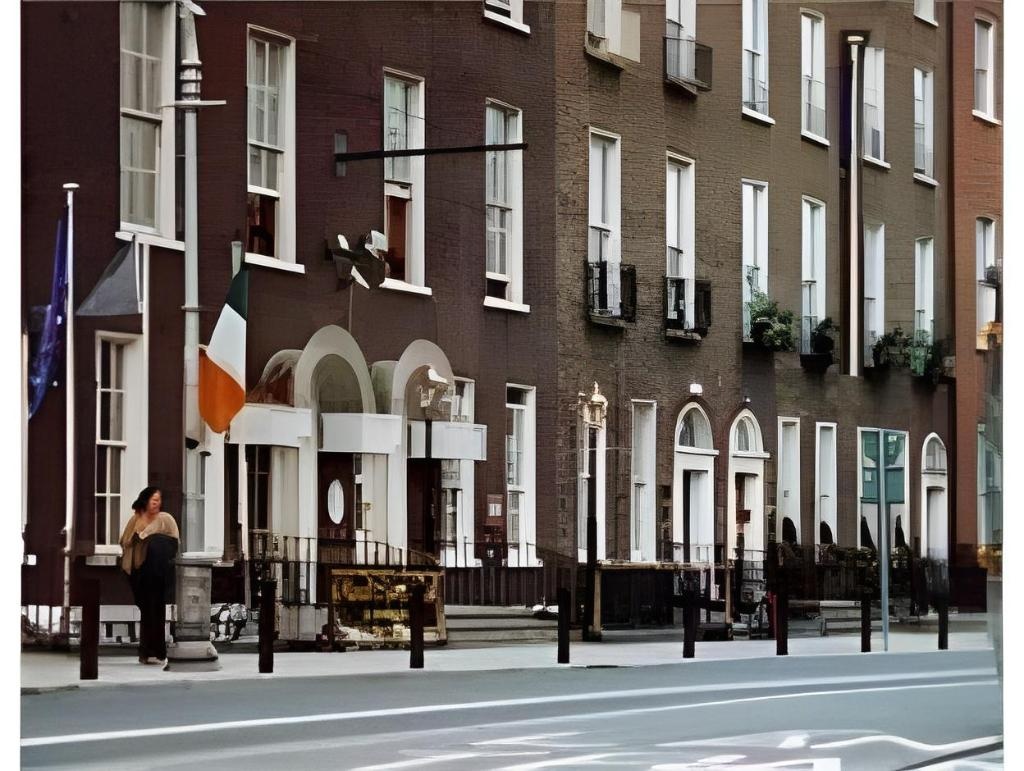 Russell Court Hotel  Property Views  Exterior View 19