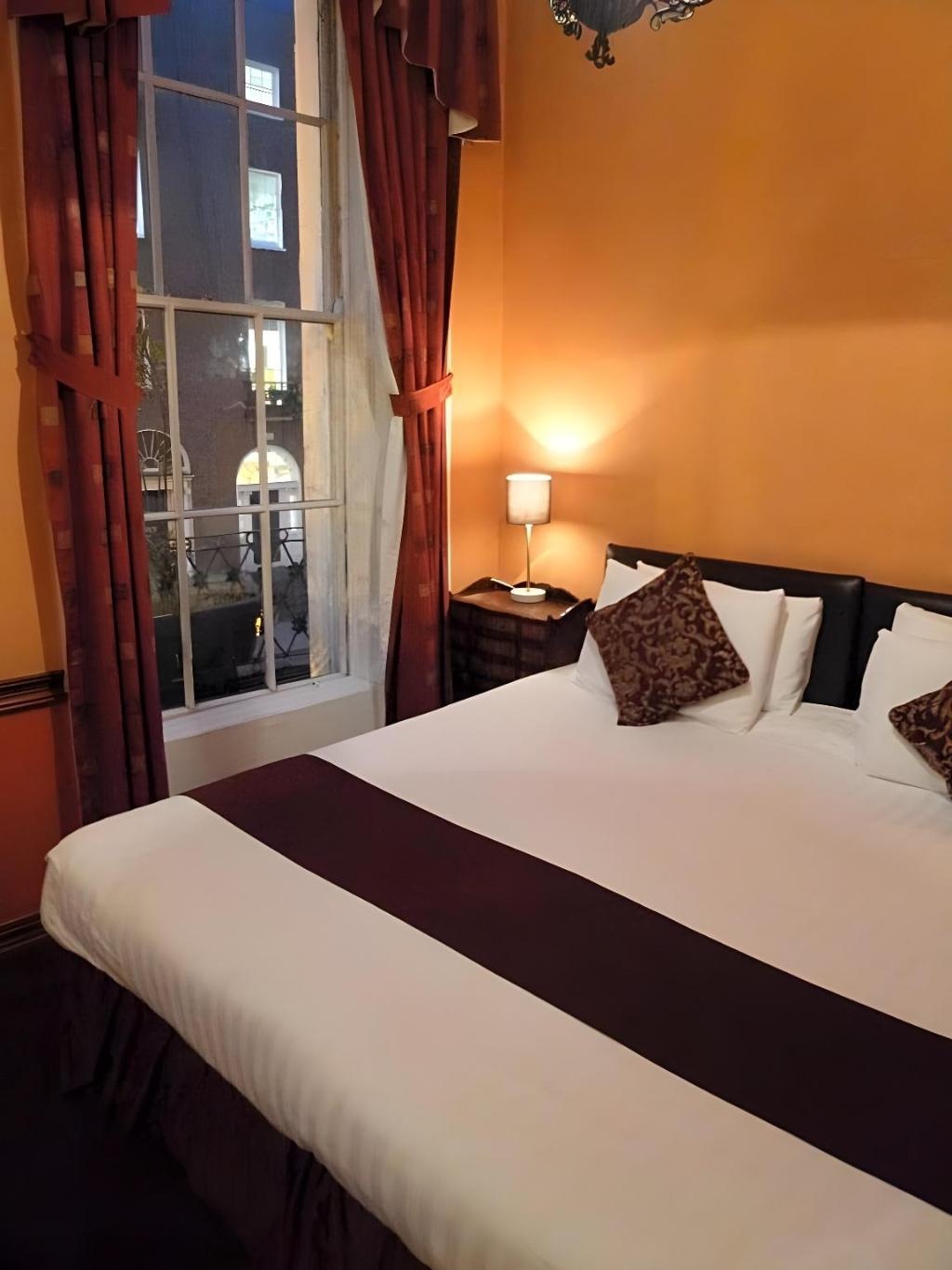Russell Court Hotel  Rooms  Rooms Image 15 15