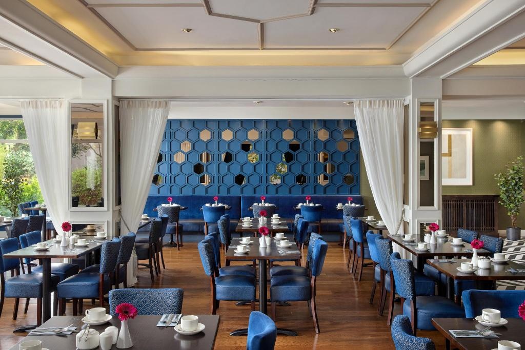 Sandymount Hotel  Dining  Restaurant 5