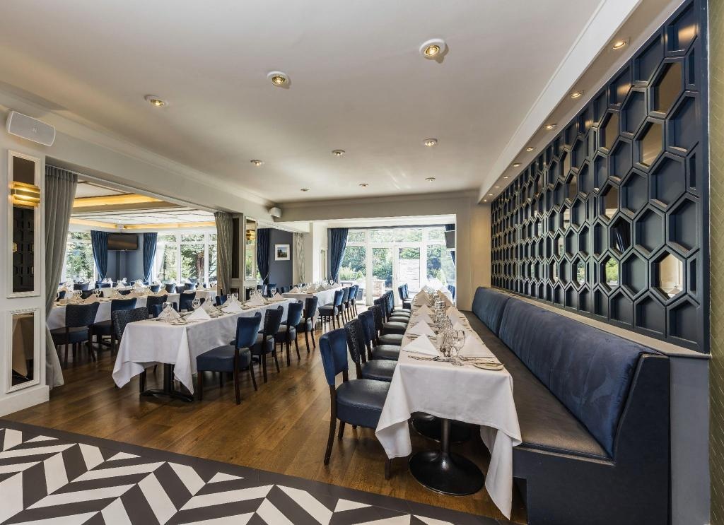 Sandymount Hotel  Dining  Dining Image 8 8