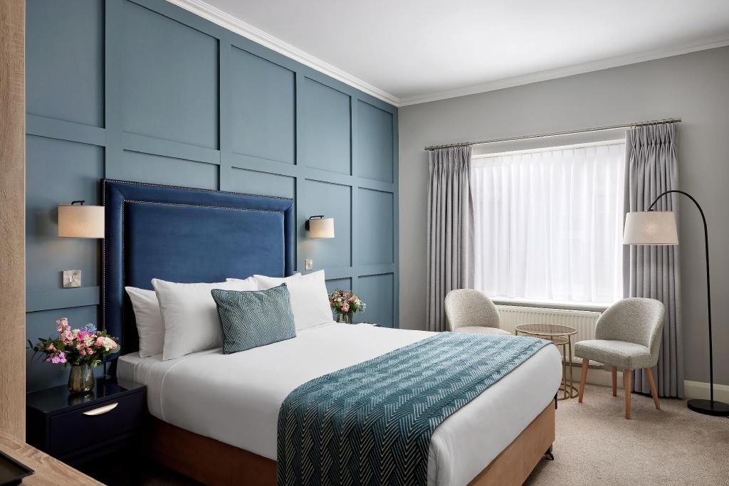 Sandymount Hotel  Rooms  Classic King Room 8