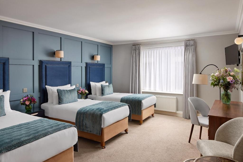 Sandymount Hotel  Rooms  Triple Room 9