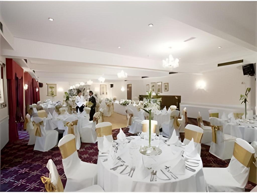 Marine Hotel  Facilities  Ballroom 10