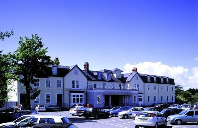 Marine Hotel  Property Views  Exterior View 12