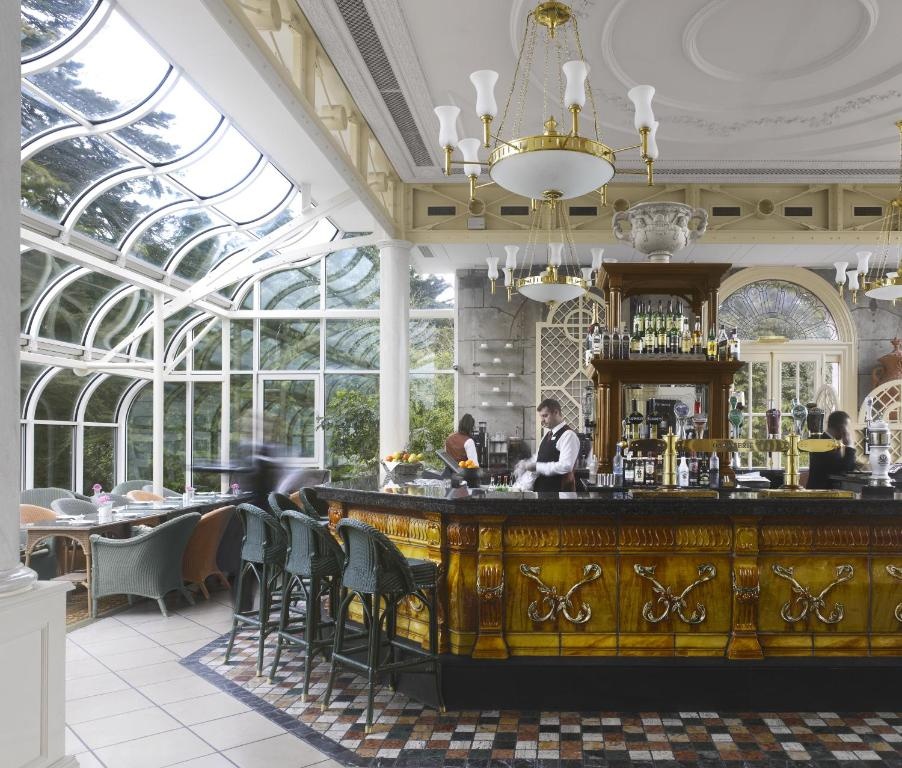 Radisson Blu St HelenS Hotel  Facilities  Barlounge 8