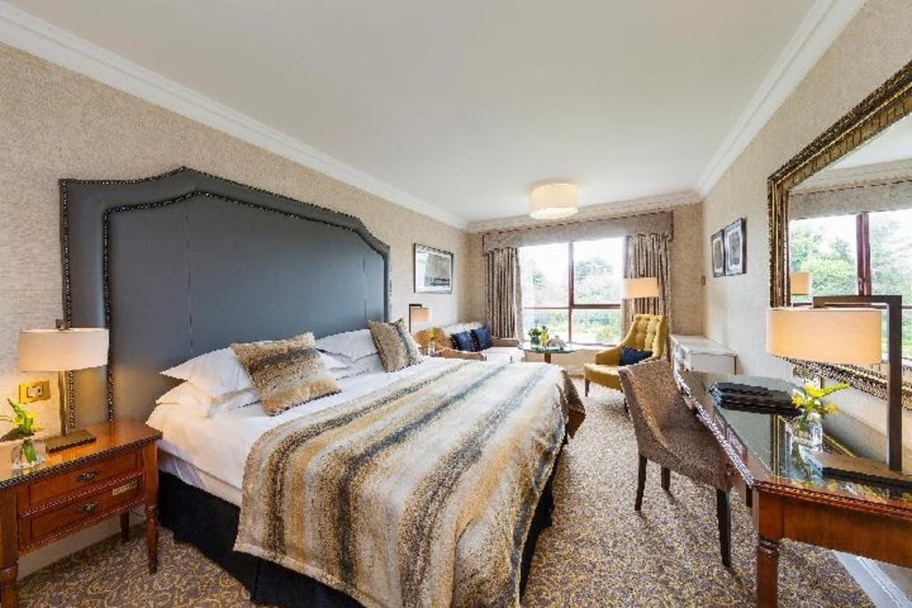 Radisson Blu St HelenS Hotel  Rooms  Premium Room With View Bedroom 6