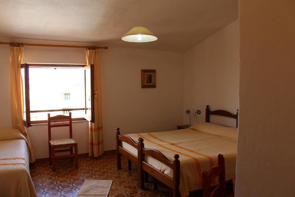 Hotel Piccada  Rooms  Quadruple Room 7