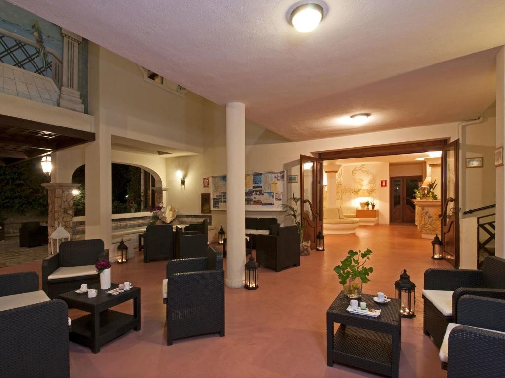 Hotel Palau  Facilities  Barlounge 23