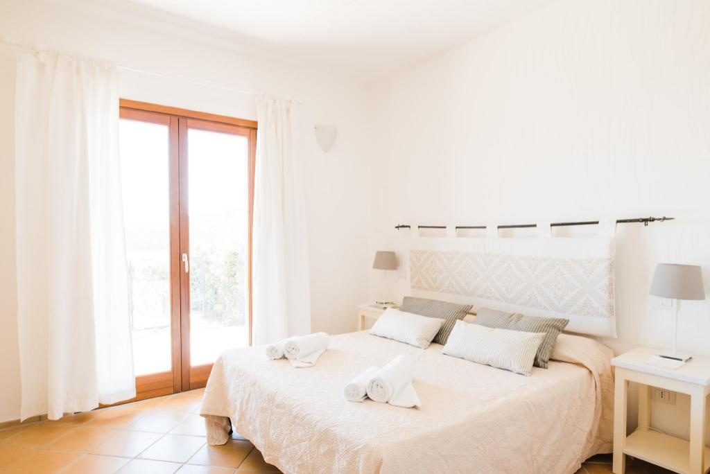Resort Le Saline Palau  Rooms  1 Bedroom 1