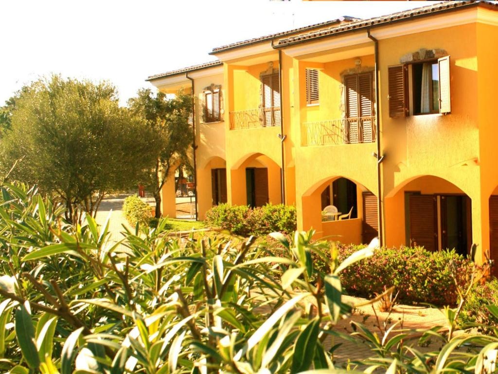 Residenze LIsola Surf House  Property Views  Exterior View 4