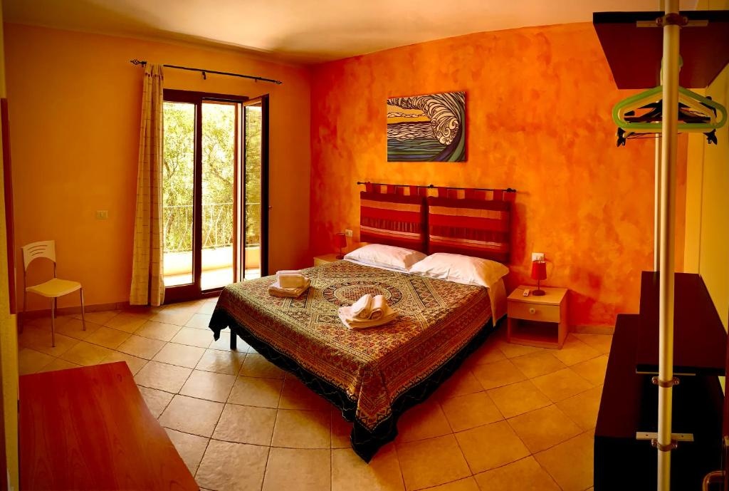 Residenze LIsola Surf House  Rooms  Rooms Image 4 4