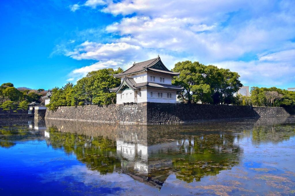 Courtyard By Marriott Tokyo Ginza Hotel  Dining  Tokyo Imperial Palace 204 Km From Property 71