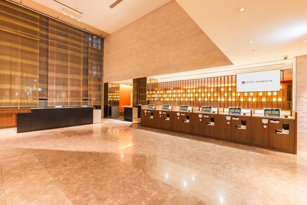 Hotel Sunroute Plaza Shinjuku  Property Views  Lobby 6