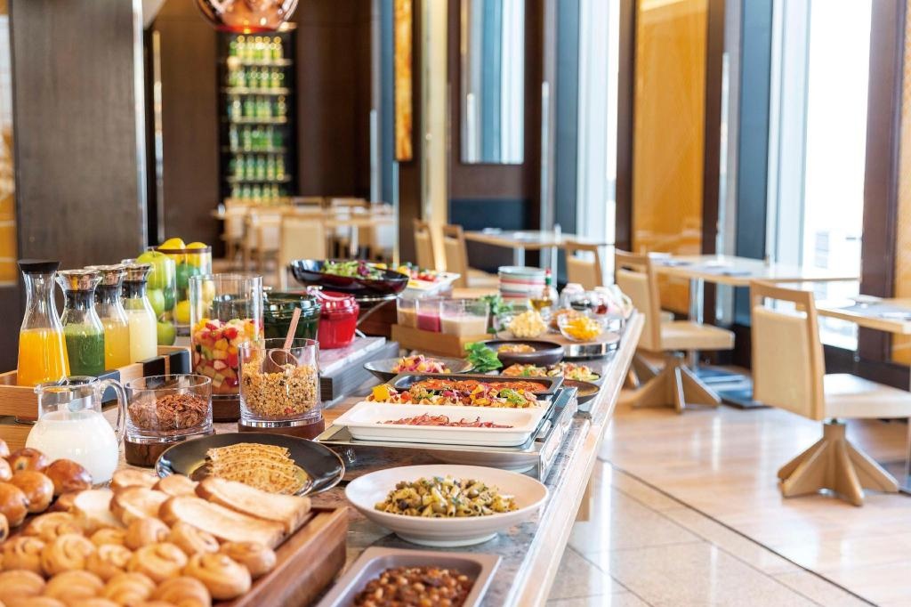 The Royal Park Hotel Iconic Tokyo Shiodome  Dining  Restaurant 165