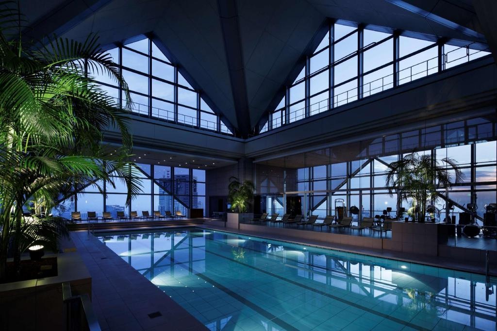 Park Hyatt Tokyo  Dining  Exterior View 7