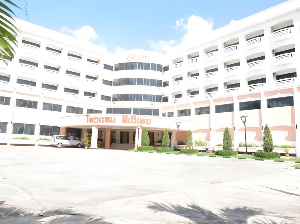 Hotel Riveria  Property Views  Entrance 11