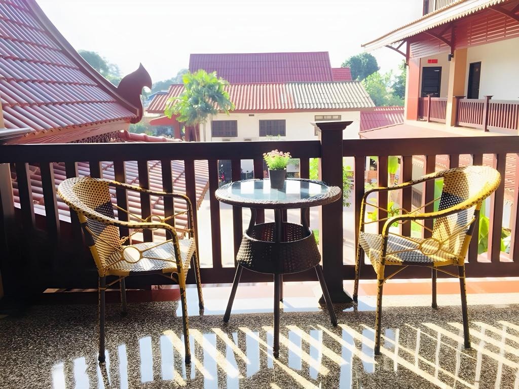 Dongsay Hotel Thakhek  Property Views  Exterior View 2
