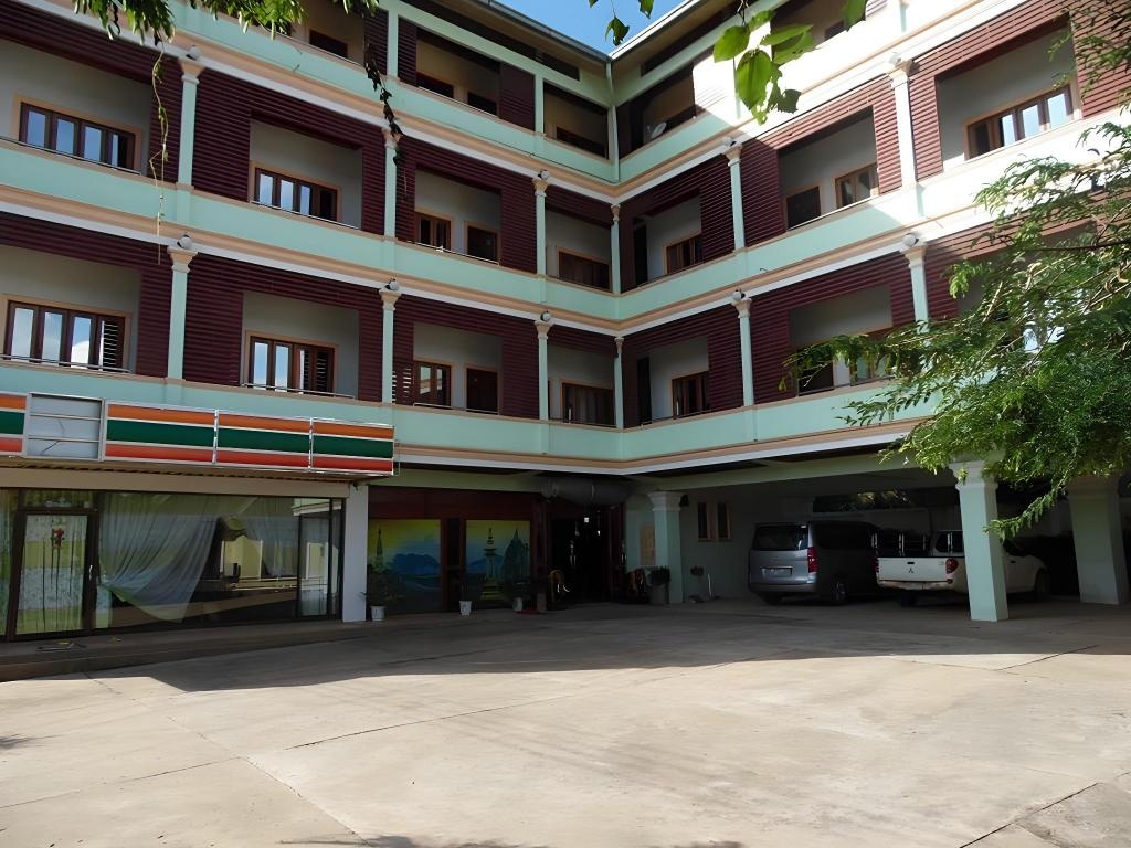 Phou Chang Hotel  Property Views  Exterior View 11