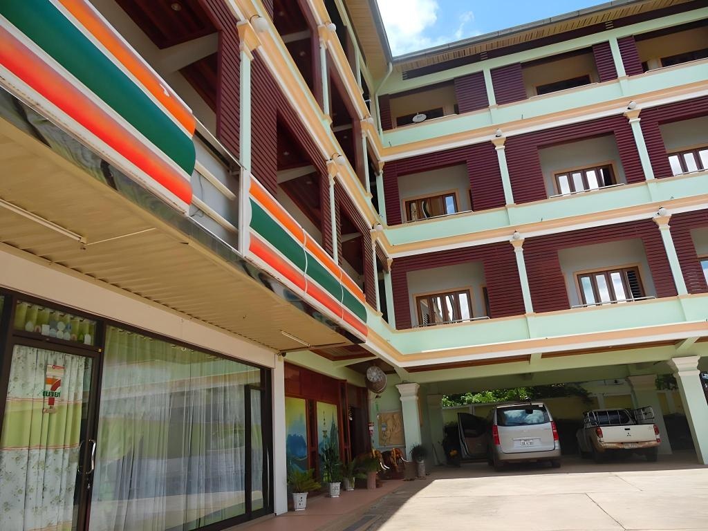 Phou Chang Hotel  Property Views  Exterior View 14