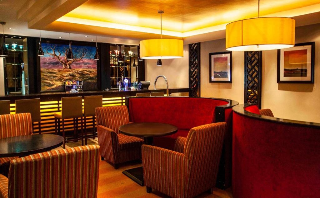 Avani Lesotho Hotel Casino  Facilities  Barlounge 7