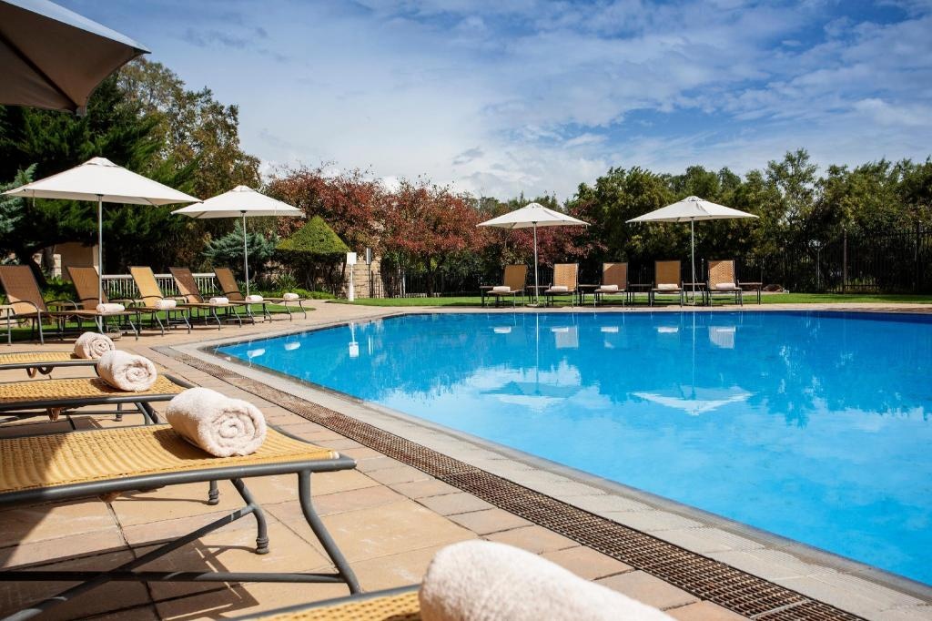 Avani Lesotho Hotel Casino  Facilities  Swimming Pool Outdoor 6
