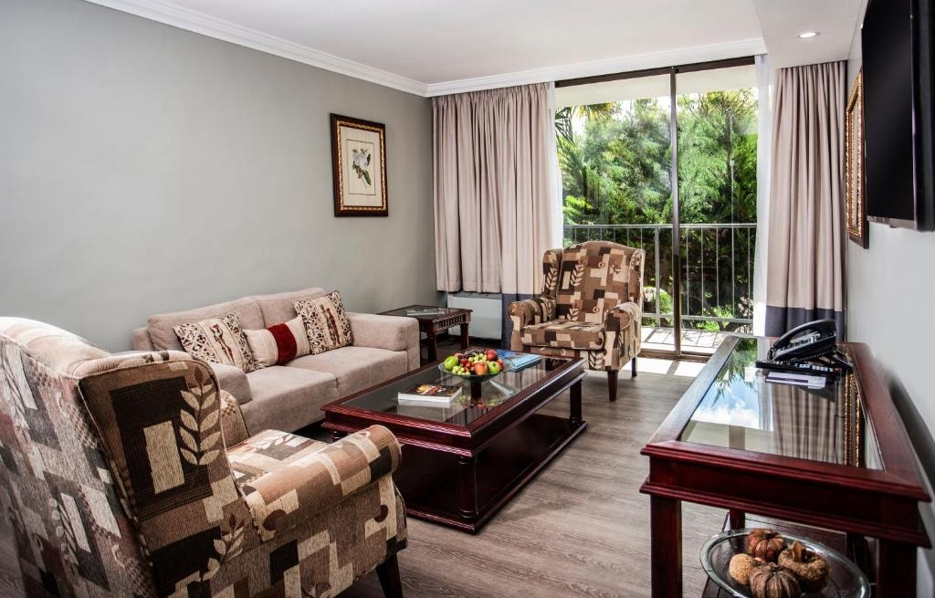 Avani Maseru Hotel  Rooms  Rooms Image 6 6