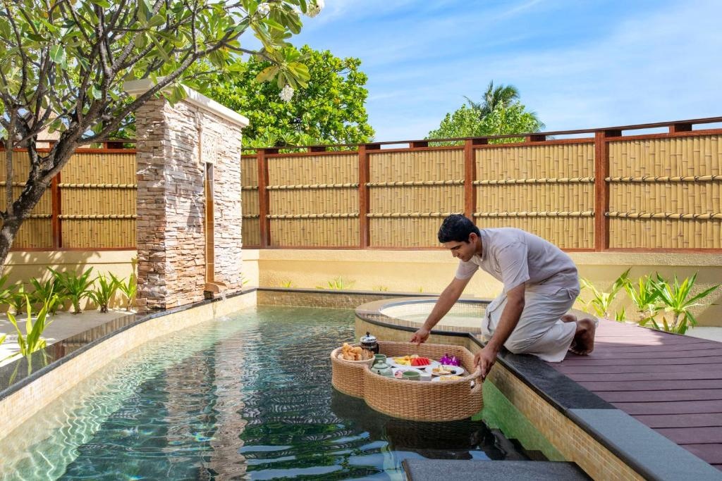 Banyan Tree Vabbinfaru  Dining  Food And Beverages 12