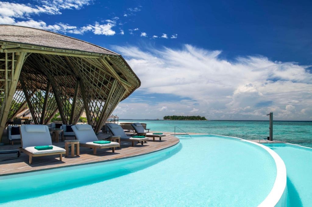 Banyan Tree Vabbinfaru  Facilities  Swimming Pool Outdoor 2