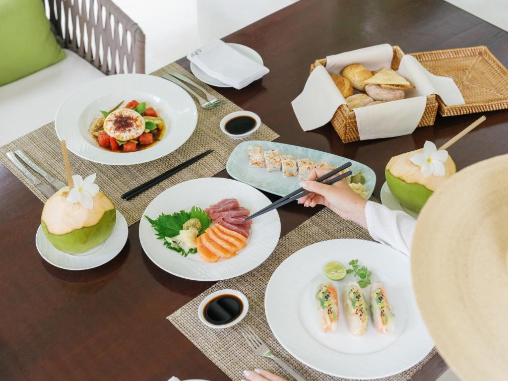 Cheval Blanc Randheli Maldives  Dining  Restaurant 9