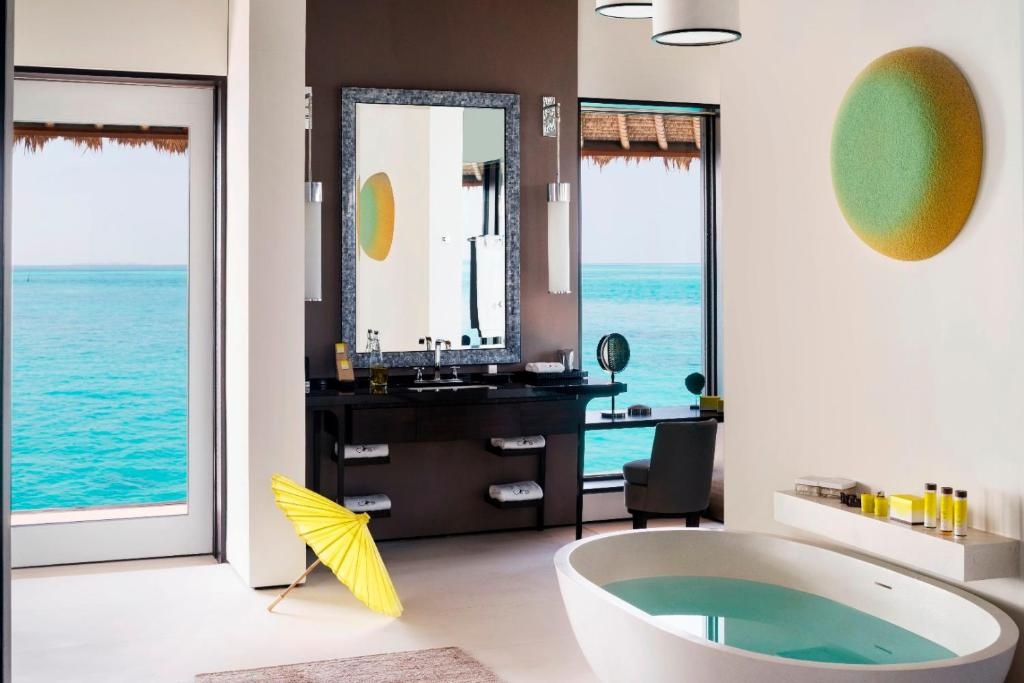Cheval Blanc Randheli Maldives  Facilities  Bathroom 15