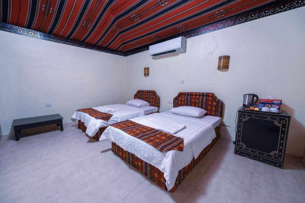 Arabian Oryx Camp  Rooms  Standard Tent Bed 7