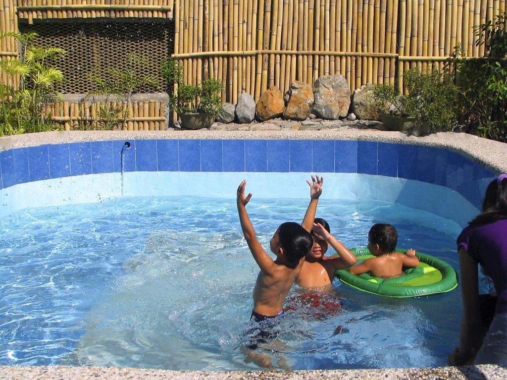 Aplaya Del Subic Capati Beach Resort  Facilities  Swimming Pool 2